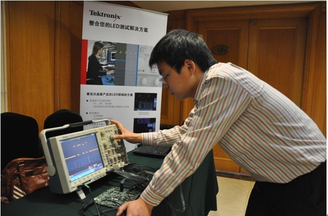 如何解決測試挑戰(zhàn)以克服LED照明應(yīng)用瓶頸?泰克專家亞太LED技術(shù)峰會上支招
