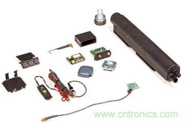 順時(shí)針方向依次為電池組、GPS天線、發(fā)射/接收單元和磁力安裝支架