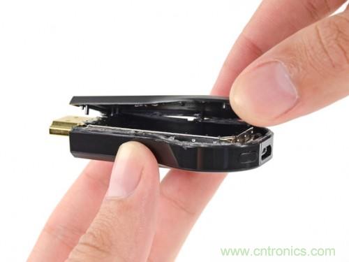 拆解新一代顛覆性產(chǎn)品: 谷歌Chromecast電視棒內部探秘