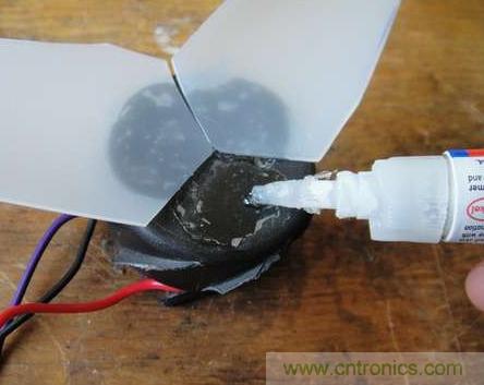 想減少電費嗎?DIY一個迷你風力發電機吧