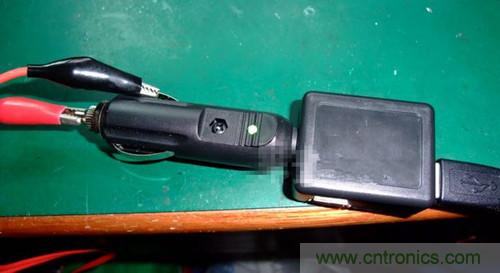 DIY:自制安全高效車用手機(jī)充電器