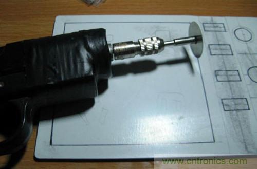 可調電源DIY：打孔，開槽