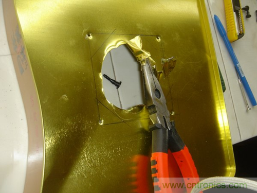 月餅盒DIY:自制筆記本散熱風扇