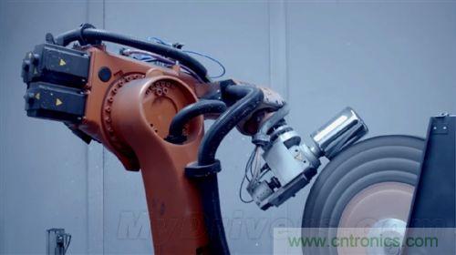 顛覆傳統(tǒng)設計,蘋果全新Mac Pro生產線探秘