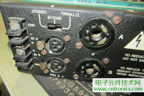 用料很給力！專業后級功放美國高峰FA1201拆解