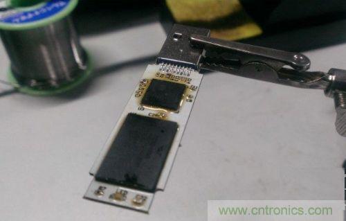 制作U盤全過程,由PCB做起