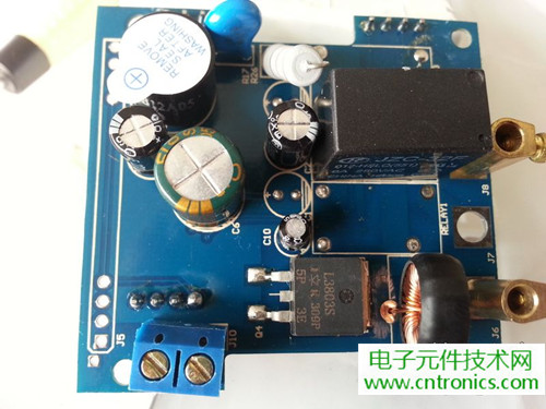 一款觸控開關拆解,做工不錯