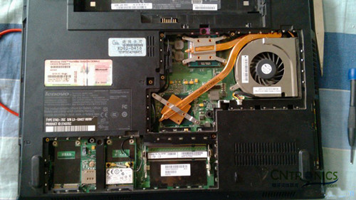 創意DIY：將筆記本大卸八塊做成臺式機！