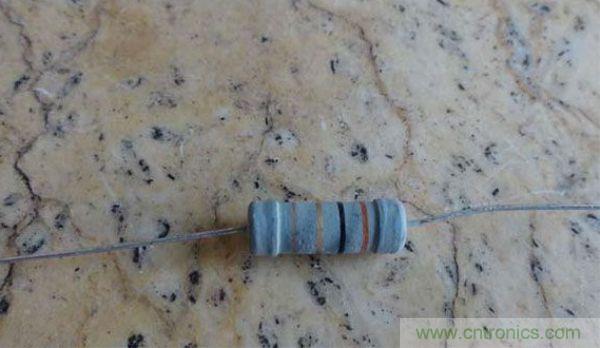 變廢為寶!風扇散熱器變身山寨LED燈