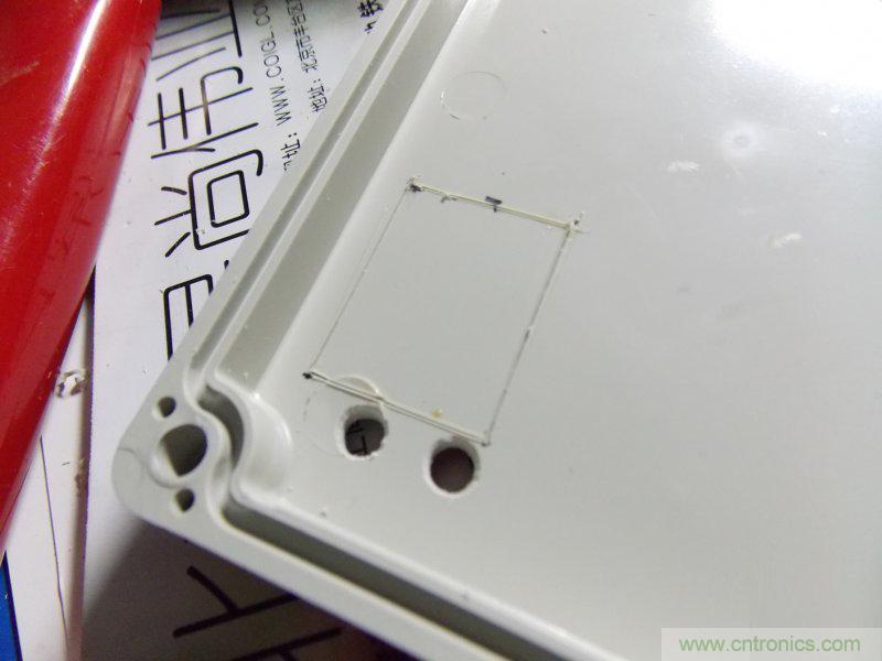 牛人全手工DIY:微電腦智能溫控市電開(kāi)關(guān)