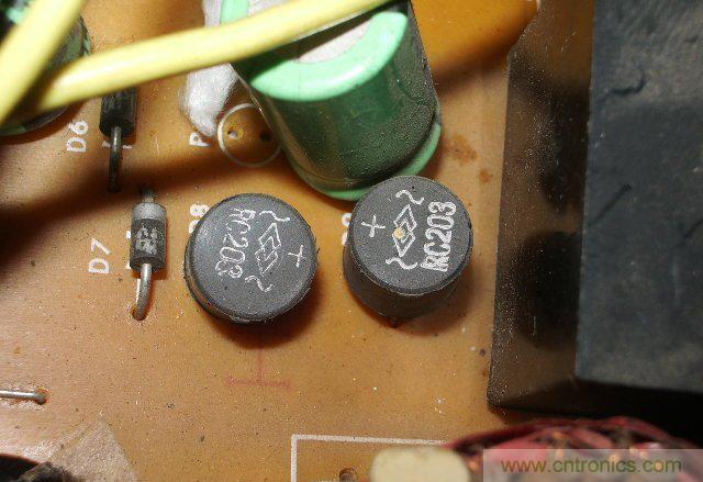 過(guò)去的質(zhì)量良心,百合花牌電磁爐拆解