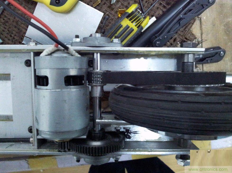 能工巧匠!DIY屬于你的電動滑板車!