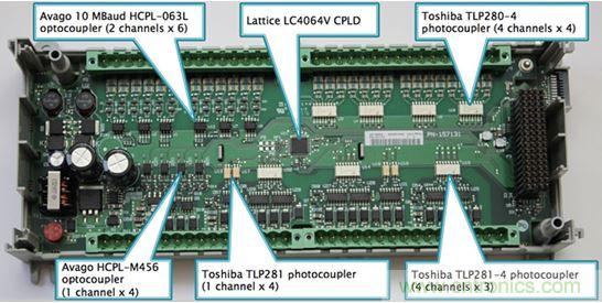 圖2:Rockwell選擇光耦作為Micro850 PLC的數(shù)字I/O電路板上的設備輸入和輸出端的核心隔離策略。