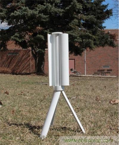 圖3：Skajaquoda的便攜式風力發(fā)電機Trinity，能產(chǎn)生15V的電源并儲存于內(nèi)置15,000mAh鋰聚合物電池中。