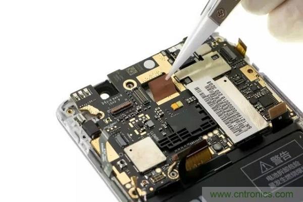  紅米Note 3姍姍來遲，是否藏有玄機？一拆便知