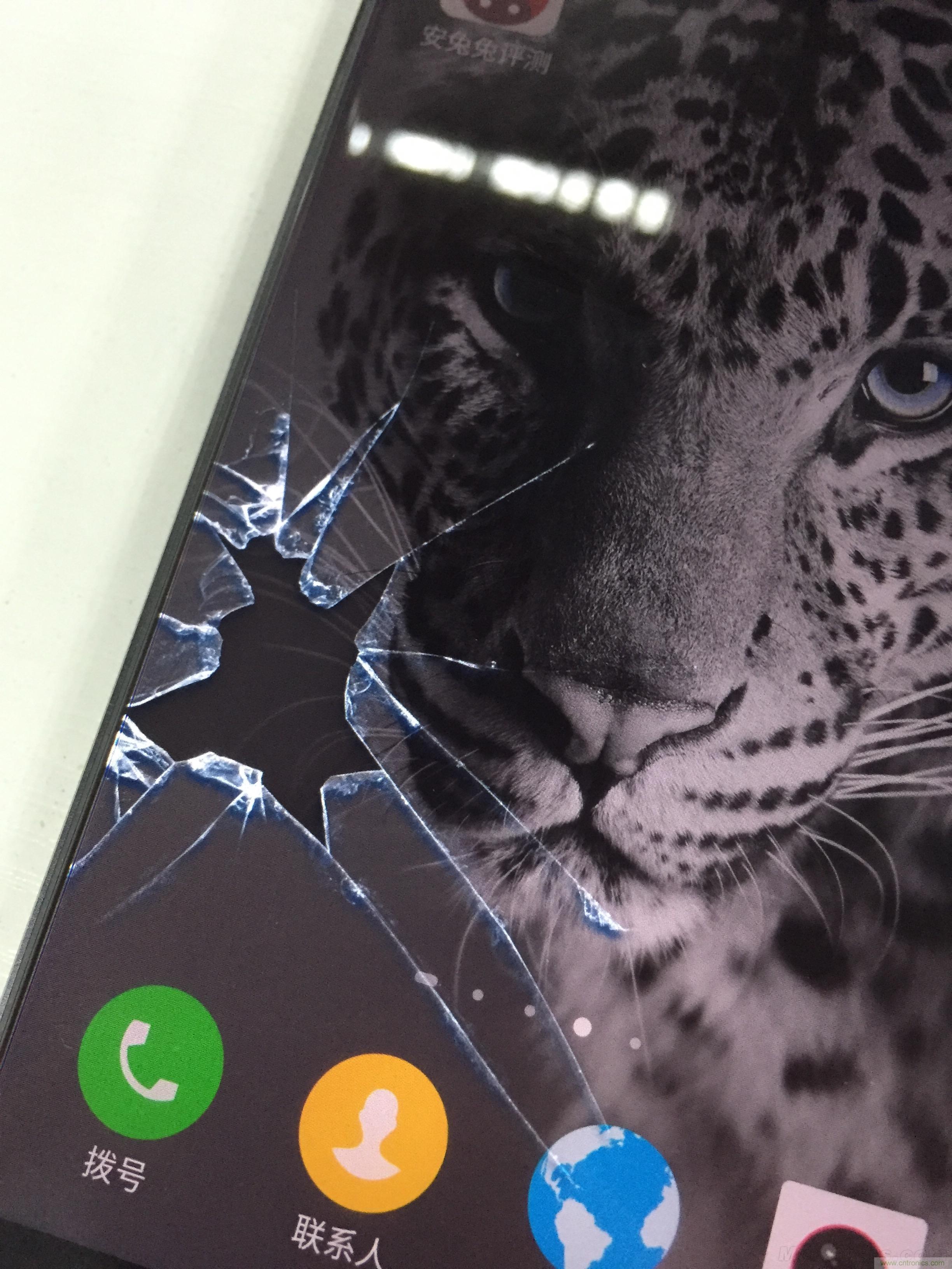 無邊框的 nubia Z9 ，一款既有驚喜，又有驚艷的智能手機(jī)