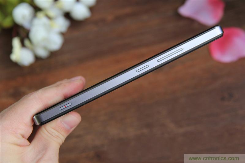 無邊框的 nubia Z9 ，一款既有驚喜，又有驚艷的智能手機(jī)