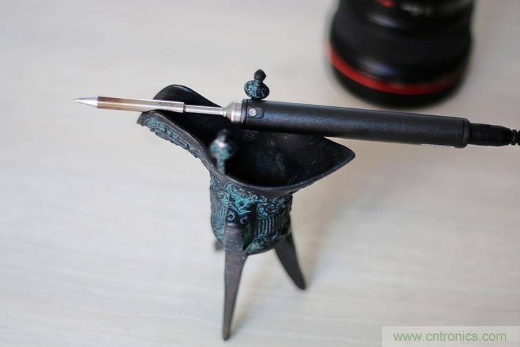 一款能喚起 70 后工程師朋友“童年趣事”的迷你電烙鐵！