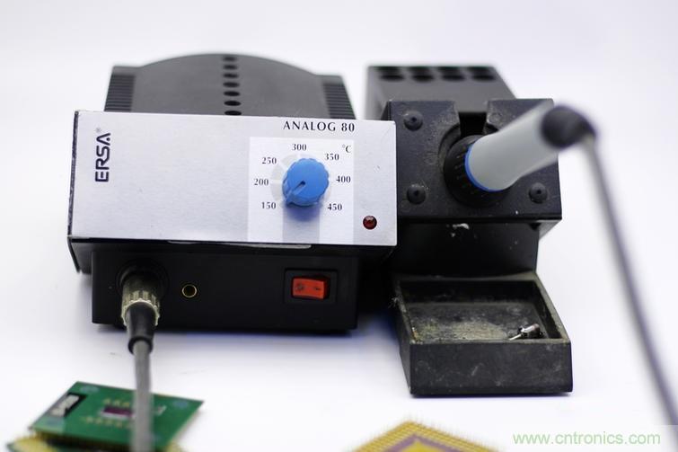 一款能喚起 70 后工程師朋友“童年趣事”的迷你電烙鐵！