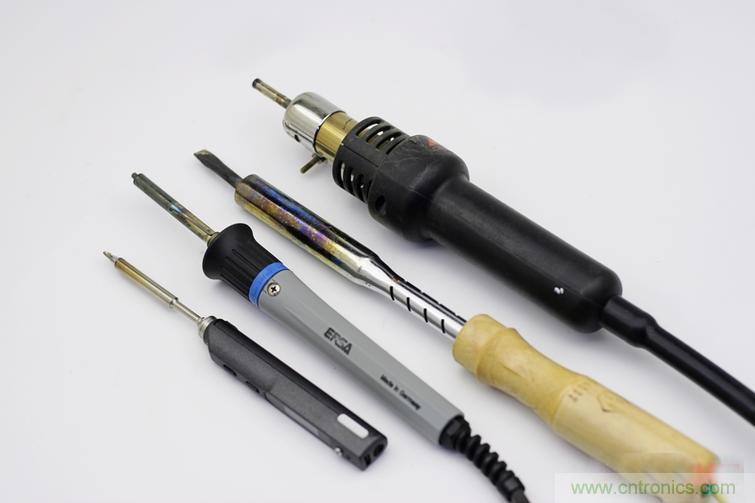 一款能喚起 70 后工程師朋友“童年趣事”的迷你電烙鐵！