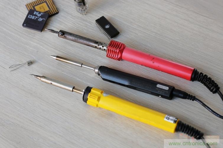 一款能喚起 70 后工程師朋友“童年趣事”的迷你電烙鐵！