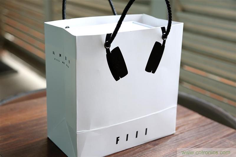 頭條哥的夢想之作！FIIL耳機(jī)能讓汪峰上頭條否？