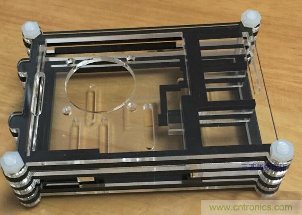 不用專業設備,用樹莓派就能玩一把室內環境監測!