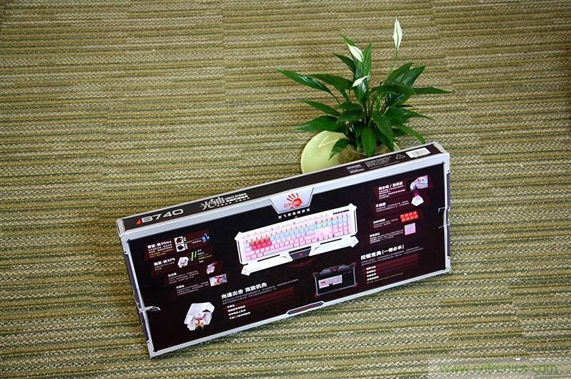 曾經的網吧統治者—雙飛燕血手幽靈機械鍵盤，真世界最快？