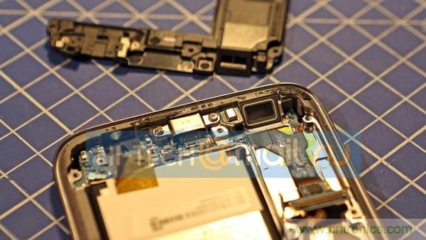 三星S7手機僅靠粘膠防水，也是沒“sei”了！