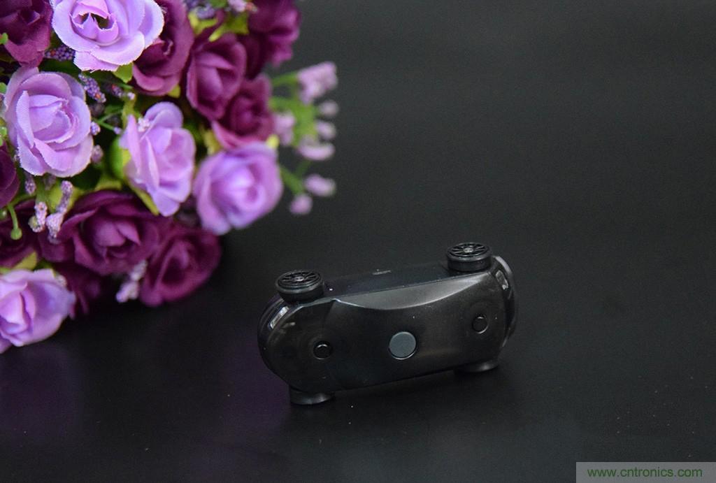 虛擬與現實相結合的飛車游戲,讓你體驗速度與激情的碰撞!