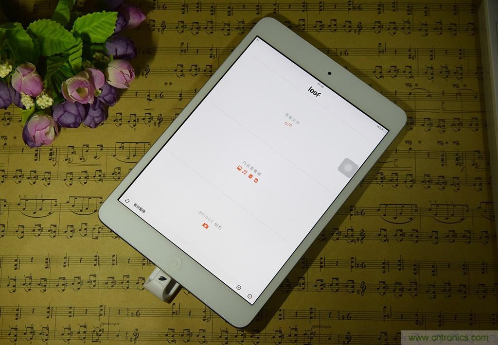 不越獄,就能隨意給iPad增容的影音娛樂利器