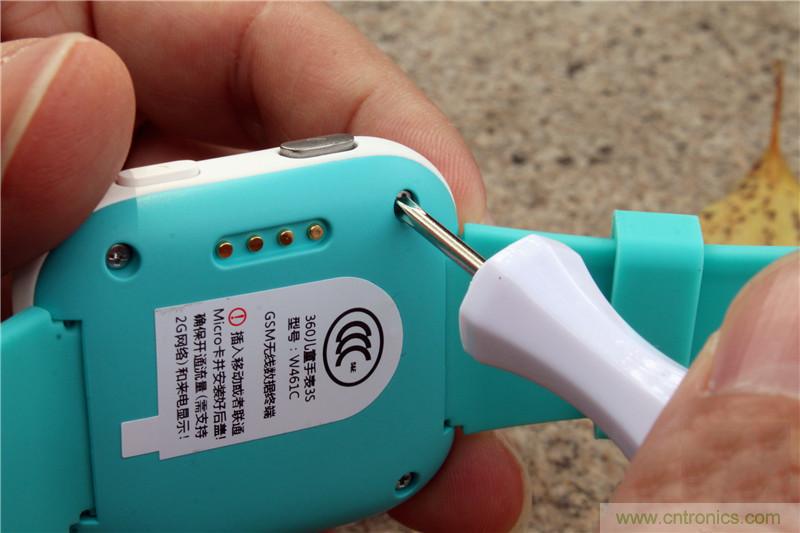 別讓《失孤》重演，360兒童手表幫你定住家中小頑童！