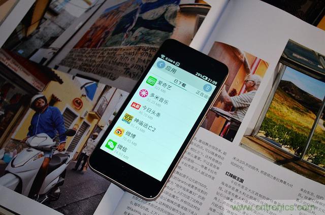 1599元,這款老年手機比小米note還貴100元