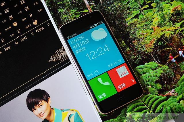 1599元,這款老年手機比小米note還貴100元