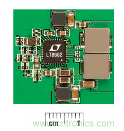 在汽車電子系統中如何選擇多通道同步降壓轉換器?