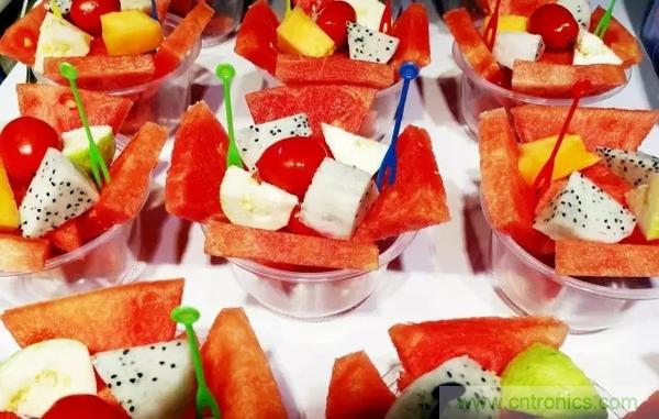 手機單鏡頭和雙鏡頭設計有什么區別?