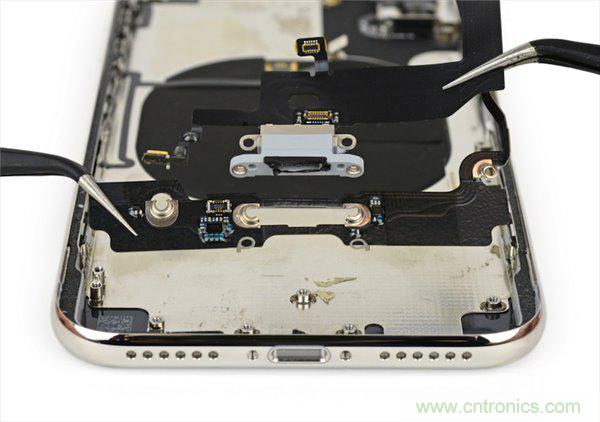 蘋果iPhone X iFixit拆解報告:雙層主板+雙單元電池