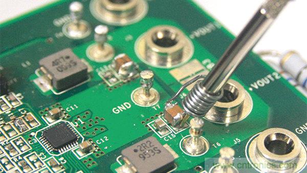 了解開關(guān)調(diào)節(jié)器的輸出,加快電源設(shè)計