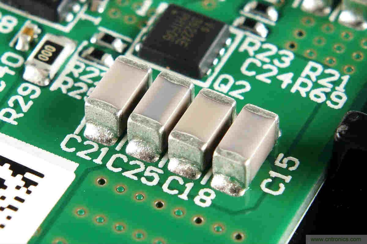 拆解對比：系出同門，小米、紫米無線充電器的差別有多大？