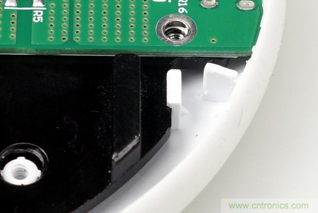 拆解對比：系出同門，小米、紫米無線充電器的差別有多大？