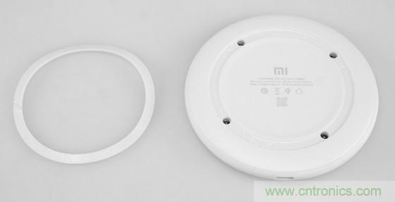 拆解對比：系出同門，小米、紫米無線充電器的差別有多大？