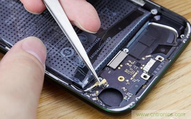 拆解黑鯊手機:多級直觸一體式液冷系統有什么門道?