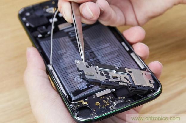 拆解黑鯊手機:多級直觸一體式液冷系統有什么門道?