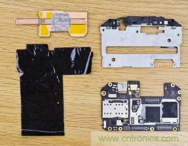 拆解黑鯊手機:多級直觸一體式液冷系統有什么門道?