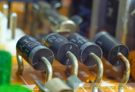 一文看懂電阻、電容、電位器、三極管、二極管、可控硅！