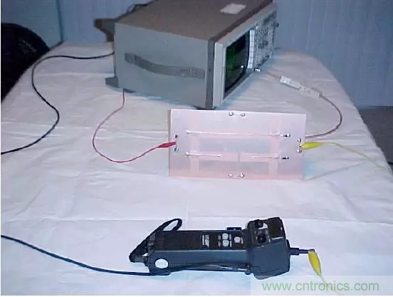 PCB割地對系統ESD是否有影響? PCB割地對系統ESD是否有影響?