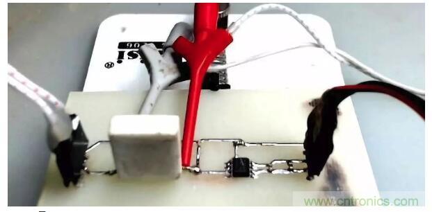 不錯的學(xué)習(xí)貼,低壓差降壓穩(wěn)壓電路設(shè)計 不錯的學(xué)習(xí)貼,低壓差降壓穩(wěn)壓電路設(shè)計