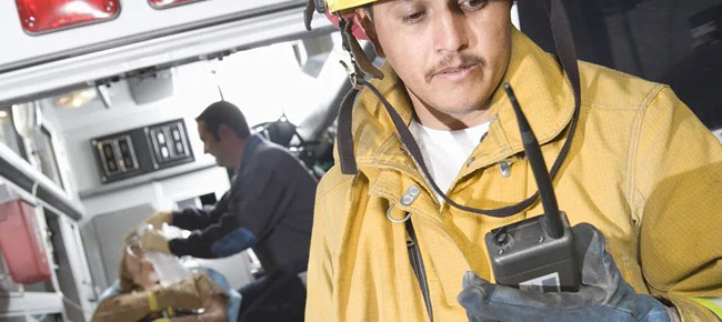 利用先進的電源管理技術滿足5G通信和數據中心應用需求 利用先進的電源管理技術滿足5G通信和數據中心應用需求