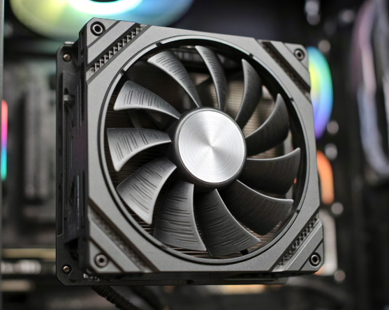 CPU總是過熱降頻?工程師教你只看這5個核心參數,選出高性價比靜音風扇 CPU總是過熱降頻?工程師教你只看這5個核心參數,選出高性價比靜音風扇