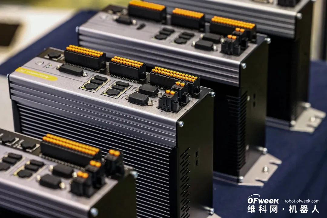 大咖齊聚,智啟新篇 | OFweek 2025(第十四屆)中國機器人產業大會圓滿收官! 大咖齊聚,智啟新篇 | OFweek 2025(第十四屆)中國機器人產業大會圓滿收官!